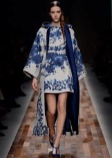 Accessories for a white and blue dress