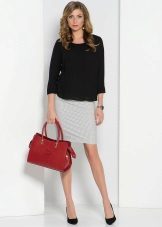 white pencil skirt for every day