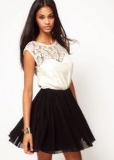 Skirt sun and white top
