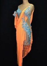 Tanzkleid im Latino-Stil