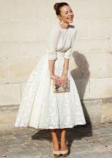 medium lace white skirt