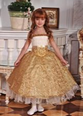 Chic gold-plated ball gown for a girl