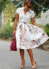 Floral lower-skirt summer below the knee