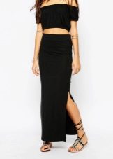 Back slit skirt