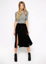 Medium length skirt with a slit