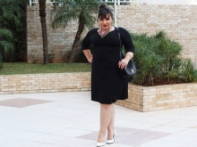 Fashionable three-quarter sleeve dress for a plump woman