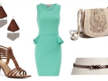 Accessories for a dress of mint color