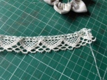 Creating a middle of lace