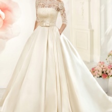 A lavish Ivory wedding dress from Naviblu