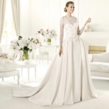Wedding dress from the collection of 2014 from Eli Saab with lace