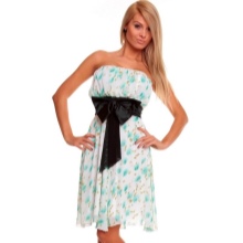 Pear bustier dress with a bow at the waist for a figure (triangle)