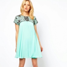 A-line dress for women with hourglass figure