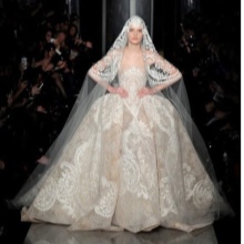 Baroque wedding dress