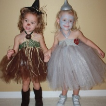 Tutu skirt dress for a girl from tulle