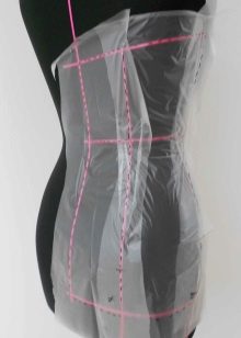 fastening and transferring pattern details