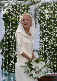 Wedding dress from Yudashkin Glucose