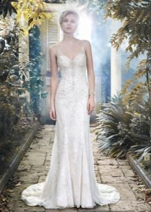 Thin straps on a straight wedding dress