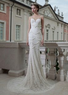 Tirants en un vestit de núvia