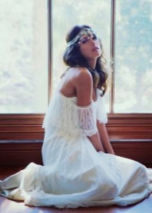 Boho wedding dress with lace elements
