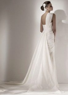 Wedding dress with a train of chiffon