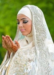 Muslim wedding hijab with embroidery