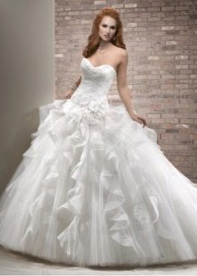 Lush wedding dress with vertical ruffles