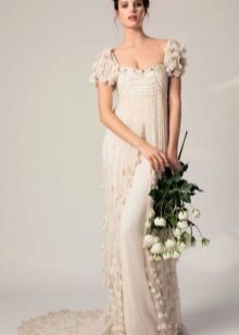 Empire wedding dress with volume sleeves