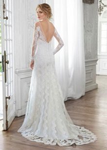 Partially open back wedding dress