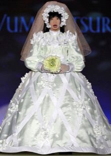 Wedding dress magnificent ugly