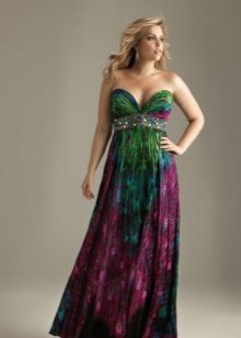 Green evening dress for the full