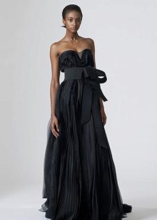 Black straight wedding dress