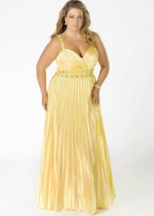 Yellow sundress for overweight wedding