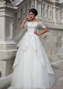 Crystal Design Front Wedding Dress