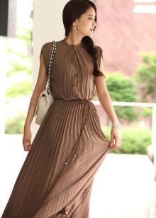 Vestit de nit amb cordó