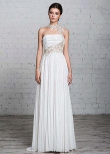 Wedding dress with applique on the belt