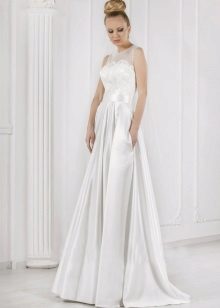 Wedding dress from Oksana Mukha with a removable skirt