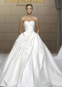A-line long wedding dress