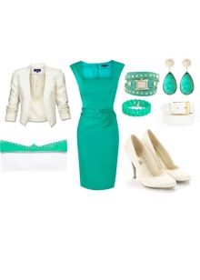 White accessories for a turquoise dress