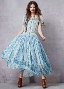 Haljina s traper hlačama