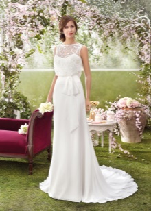 Fara Sposa Wedding Dress With Train