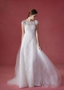 Classic Lace Wedding Dress