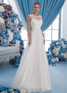 A classic wedding dress with lace