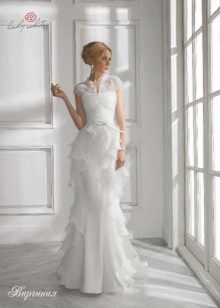 Lady White wedding dress from the Universe collection