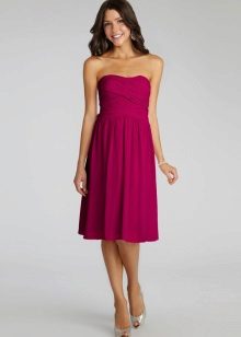 Suitable style for fuchsia dress