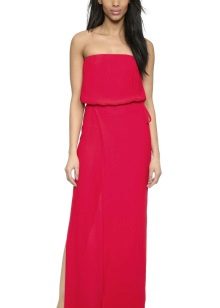 Satin Raspberry Gelap dan Pakaian Renda