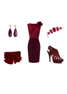 Burgundy accessories for a burgundy dress