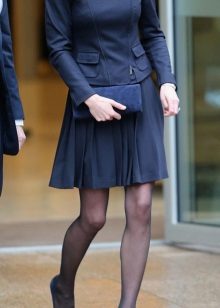 Top dark blue clothes to a dark blue dress