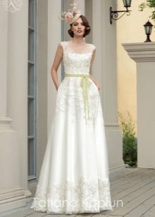 Hatte til en brudekjole fra Tatyana Kaplun