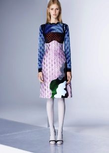 Colored dress with white tights