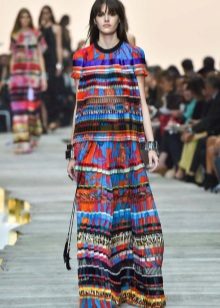 Dress bag to the floor closed